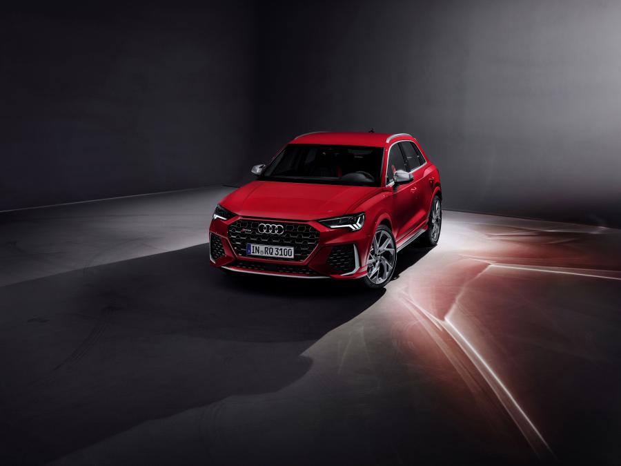  Audi RS Q3 2019 года  (WW) (фото 12 из 65)
